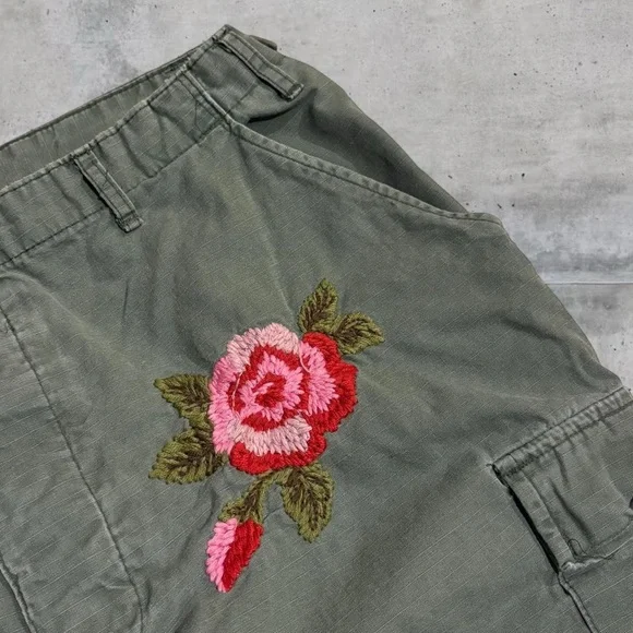 Vintage Y2K Riley Upcycled Military Cargo Pants Crop Boyfriend Cut